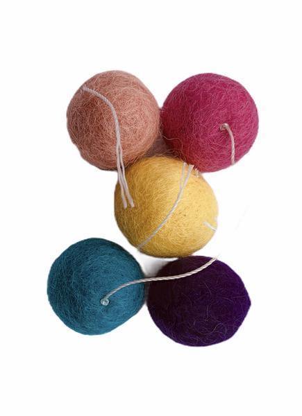 The Cat House - Comet Balls - Pisces Pet Emporium